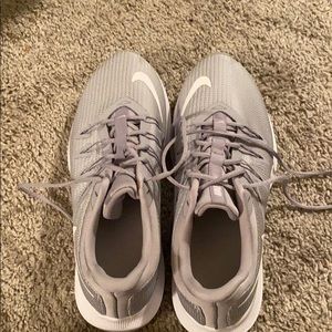 Women’s Nike sneakers